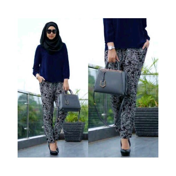 Stelan-HIjaber-Keysia-Navy