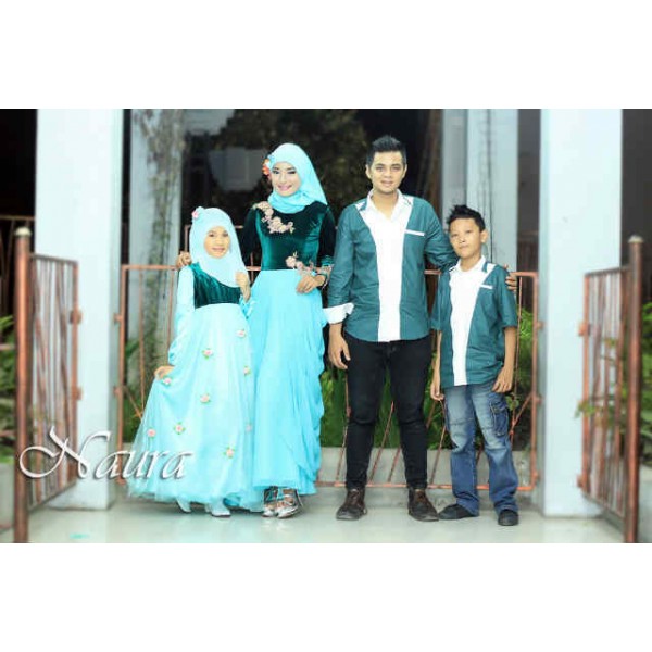 Sarimbit-Ibu-Anak-Bapak-Anak-Cowok-Naura