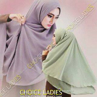 Khimar-Choice-Ladies-Model