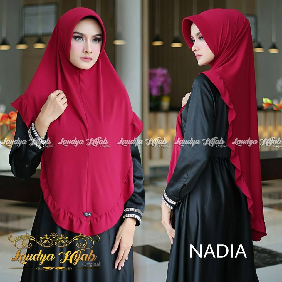 Nadia Khimar Jersey Super Pet Antem by Laudya Hijab