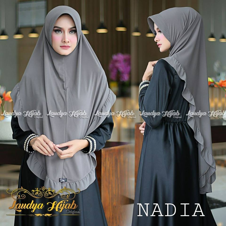 Nadia Khimar Jersey Super Pet Antem by Laudya Hijab
